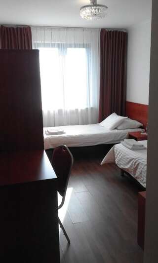 Отель Zacisze Ulan Стандартный двухместный номер с 2 отдельными кроватями-4